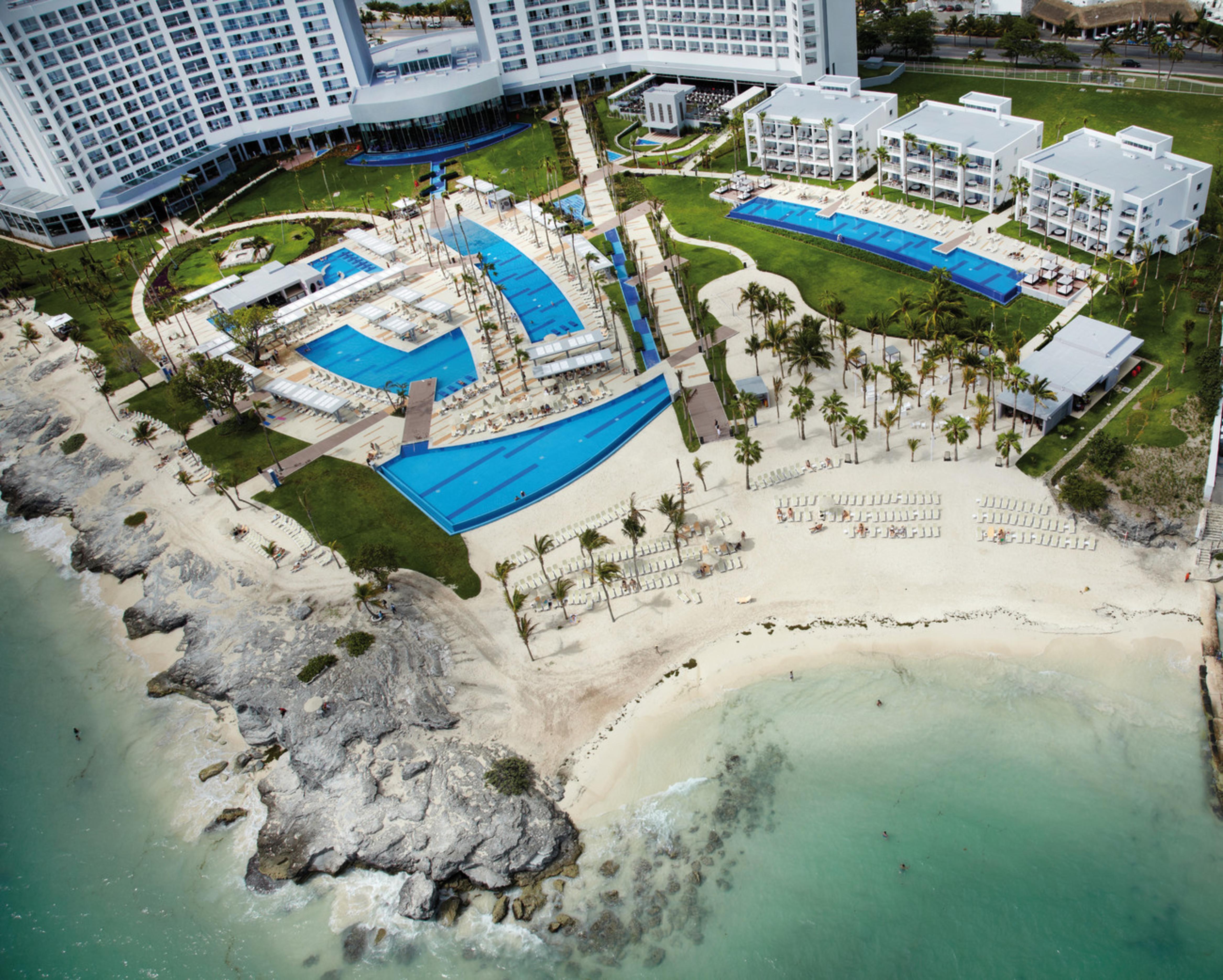 Riu Palace Peninsula Hotel Cancun Exterior photo